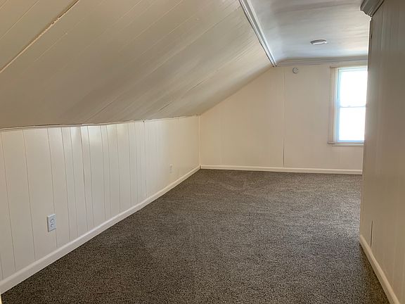 5th image of 7428 Deering St