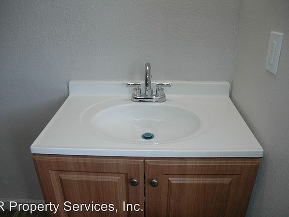 5th image of 2505 E Monroe St APT 107