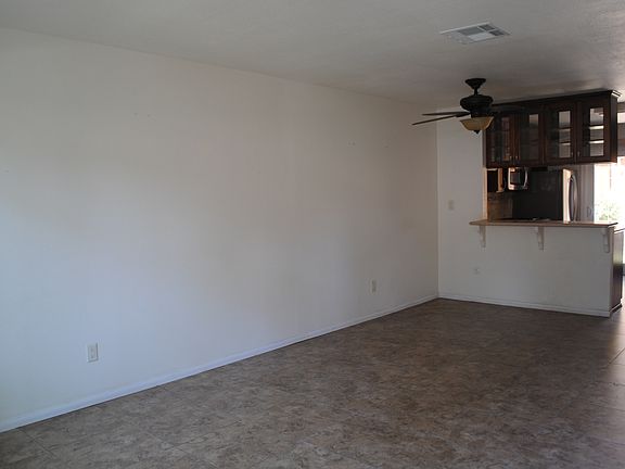 3rd image of 6544 Bell Bluff Ave