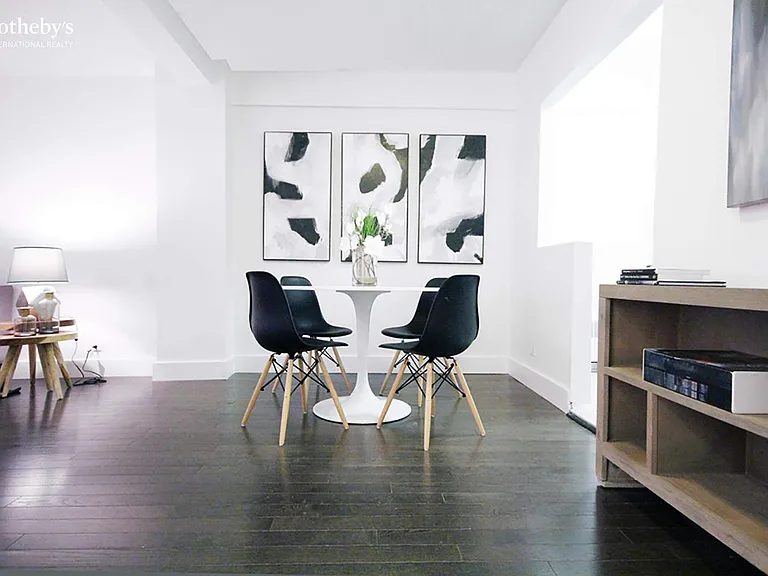 210 E 47th St #3C — Photo 6