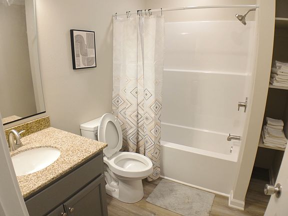 5th image of 91 Cook Rd #2