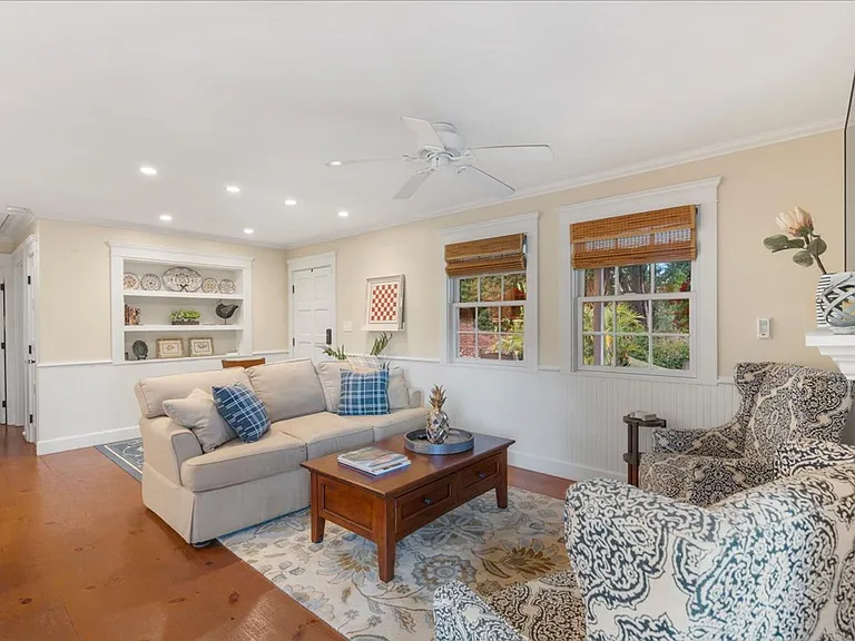 1615 Olinda Rd — Photo 21