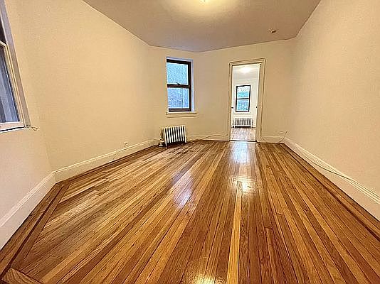 4th image of 132 W 15th St APT 4C