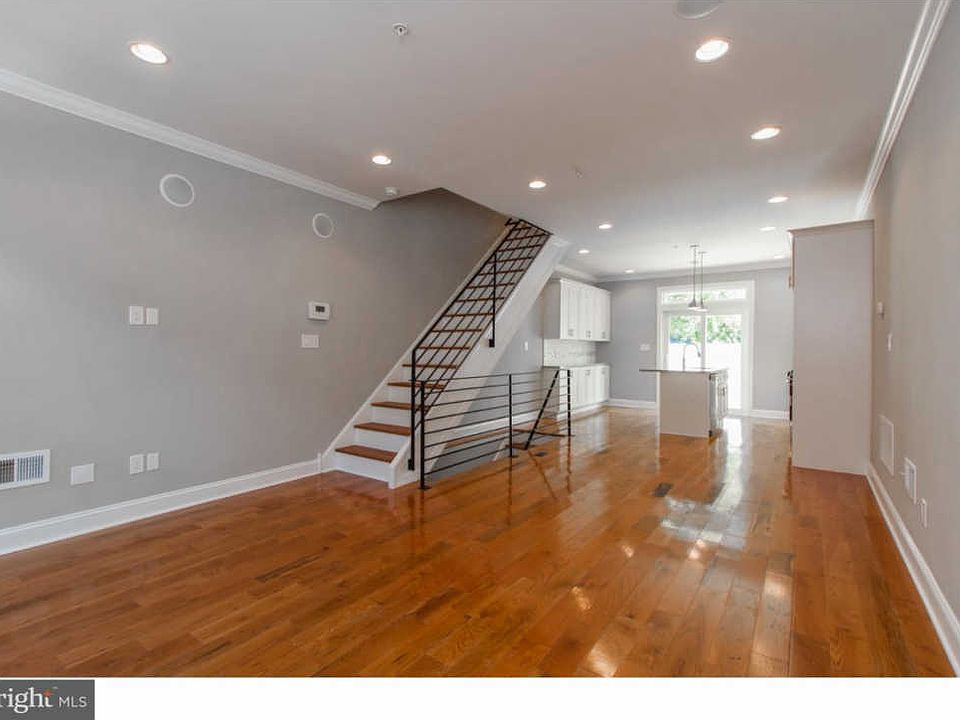 1st image of 1341 N Newkirk St
