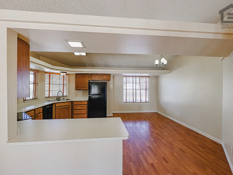 5727 W Villa Maria Dr — Photo 6