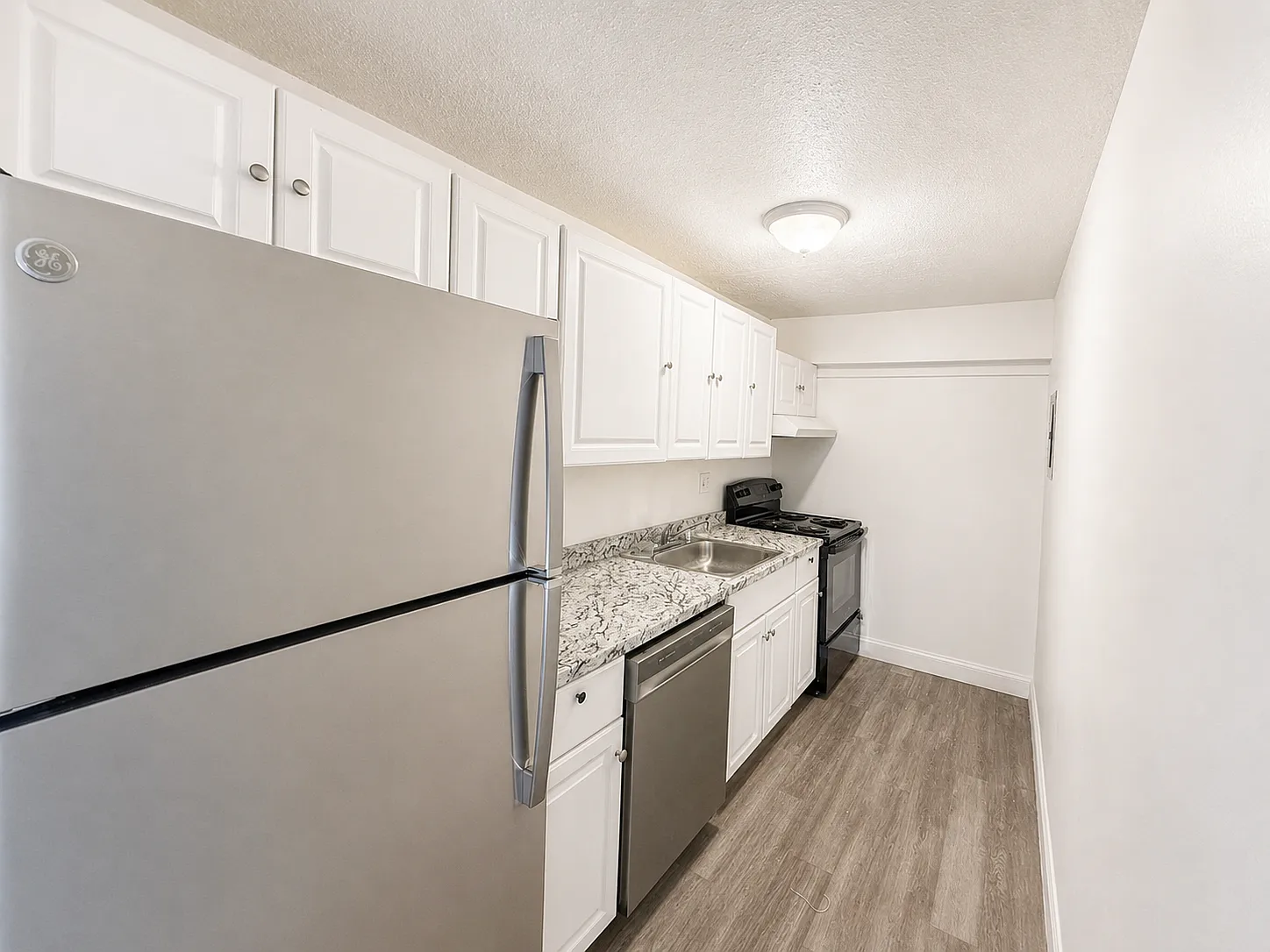 1 bed, 700 sqft, $1,825 — Photo 1