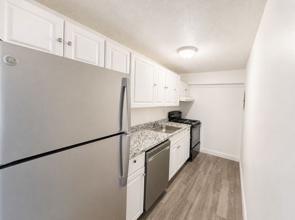 101 Hart St #1