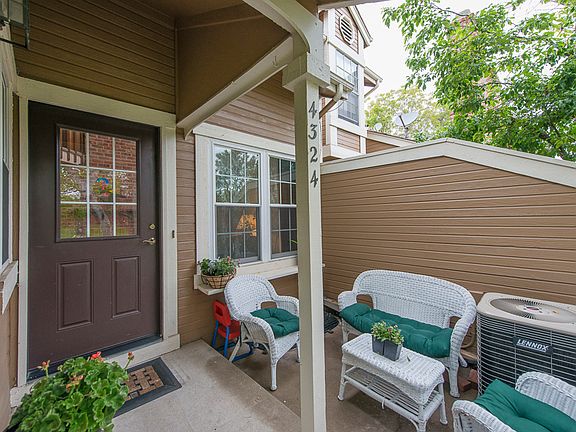 2nd image of 4324 S Blackhawk Way