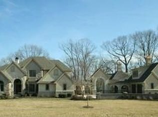 5515 Heathrow Dr, Powell, OH