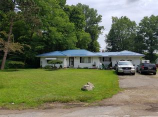 17 Deerfield Dr, Painesville, OH 44077