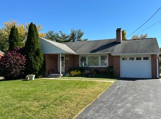 16529 S Westland Dr, Gaithersburg, MD 20877