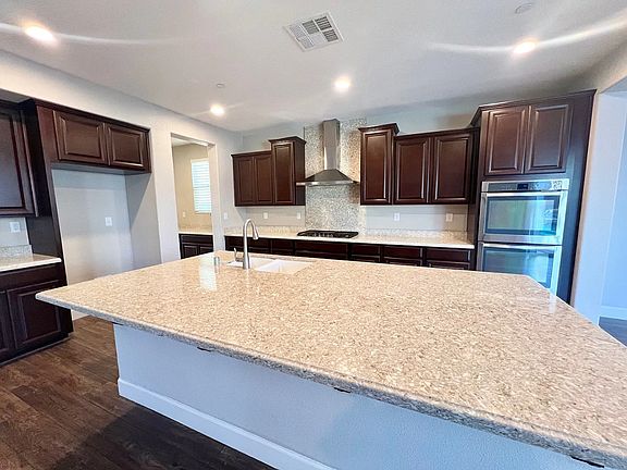 4th image of 3105 Octave Ave