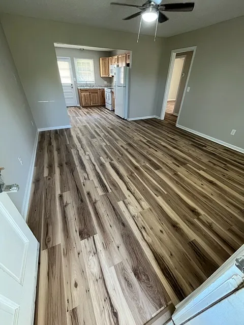 2 bed, 840 sqft, $959 — Photo 3