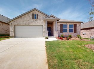 1741 Foliage Dr, Fort Worth, TX 76131