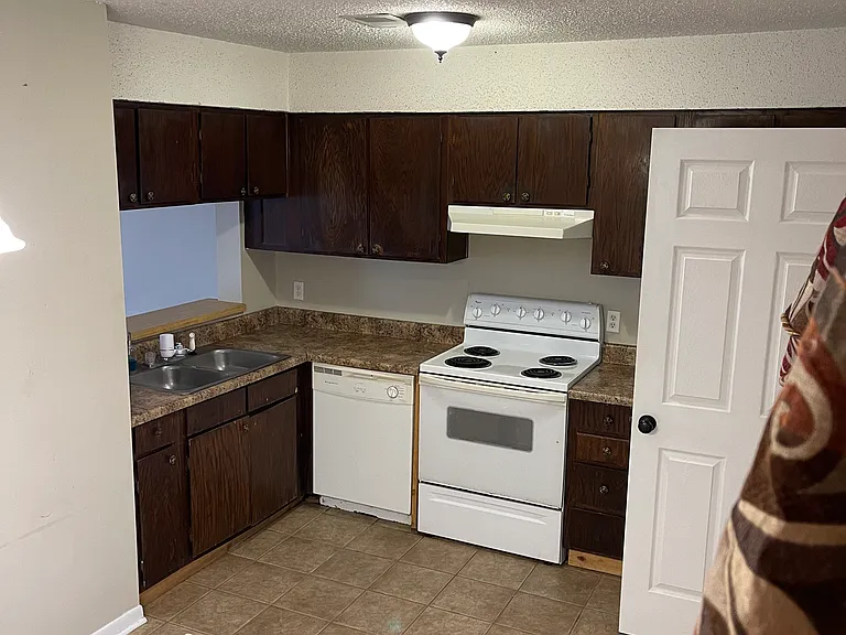504B Landview Dr #504B — Photo 4