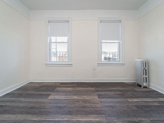 3rd image of 43-07 Ditmars Blvd #3R3