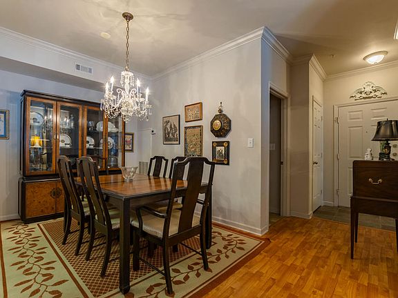 5th image of 700 Daniel Ellis Dr APT 13101