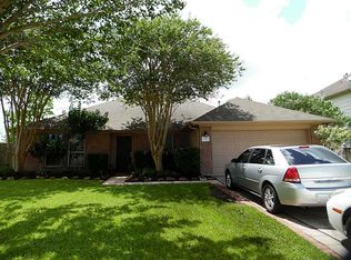 212 Green Isle Ave, Dickinson, TX 77539