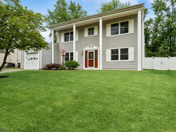 54 Biscay Dr, Mount Olive Twp., NJ 07836