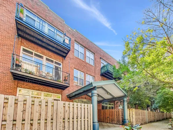 2333 W Saint Paul Ave APT 126, Chicago, IL 60647