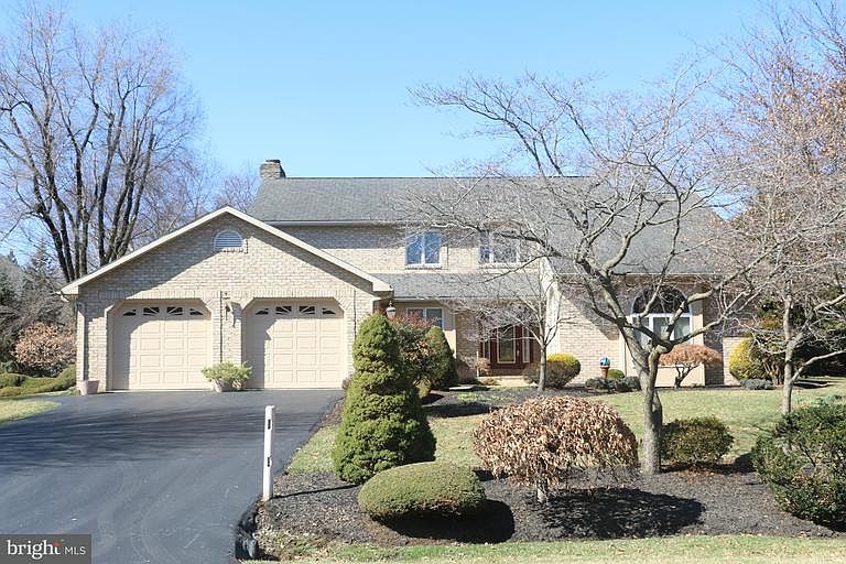 1st image of 11116 Parkwood Dr