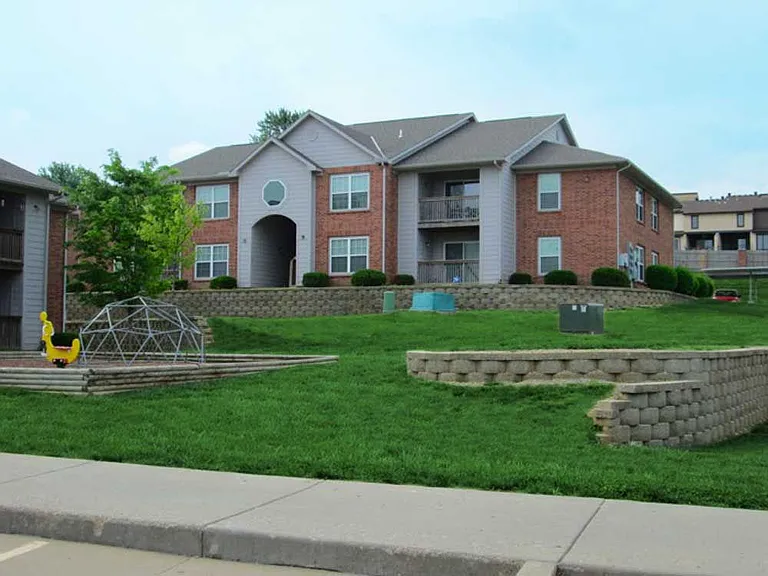 Westgate Apartments — Photo 23