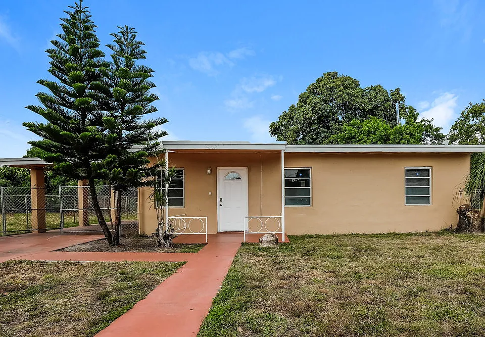 2445 NW 159th St