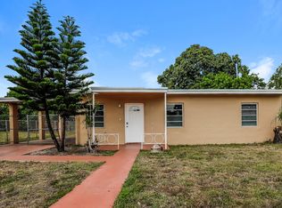 2445 NW 159th St, Miami Gardens, FL 33054