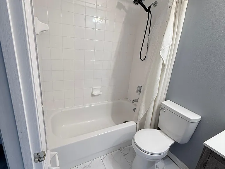 564 Orchid Dr — Photo 12