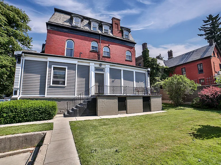 176 North St #6 — Photo 3