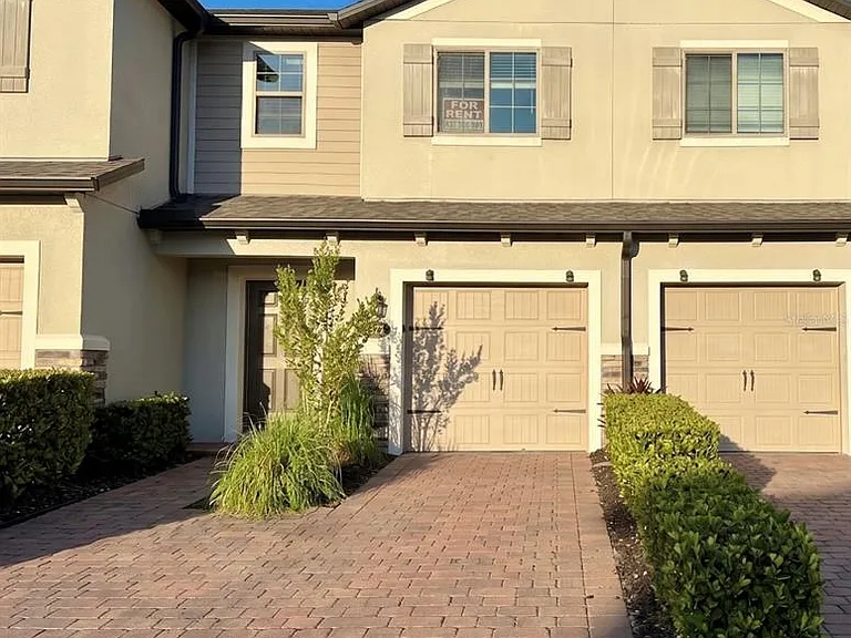 1031 Flowing Tide Dr — Photo 2