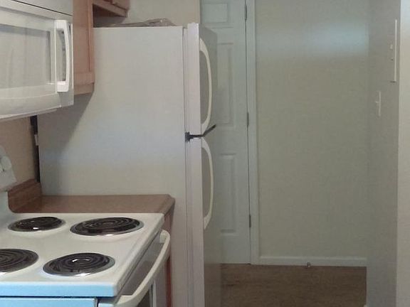 4th image of 9684 Dunraven Dr