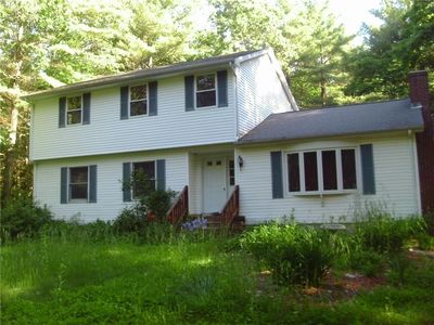 1975 E Wallum Lake Rd, Pascoag, RI, 02859
