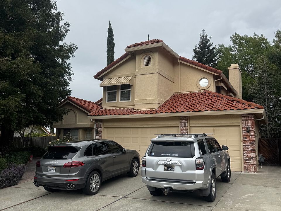 1st image of 836 Swindon Ct