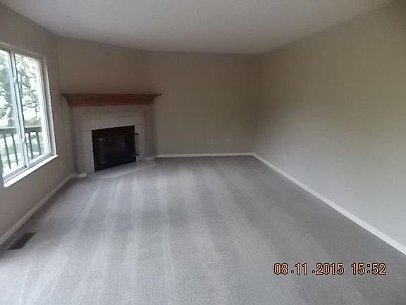 2nd image of 6387 Lakearbor Dr