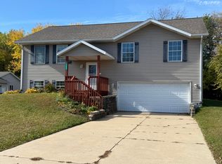 1622 N Circle View Ln, La Porte, IN 46350