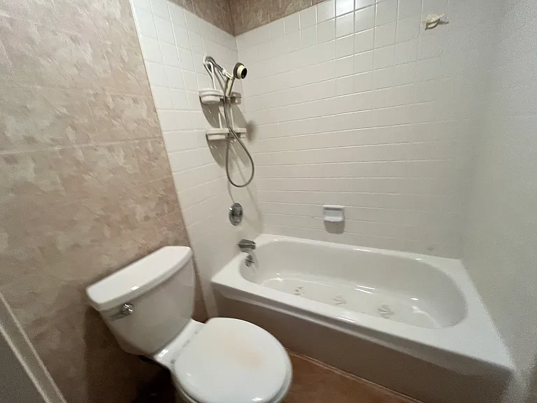726 Oak Grove Ave #2 — Photo 13