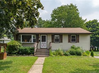 26 Maple View Dr, Wolcott, CT 06716