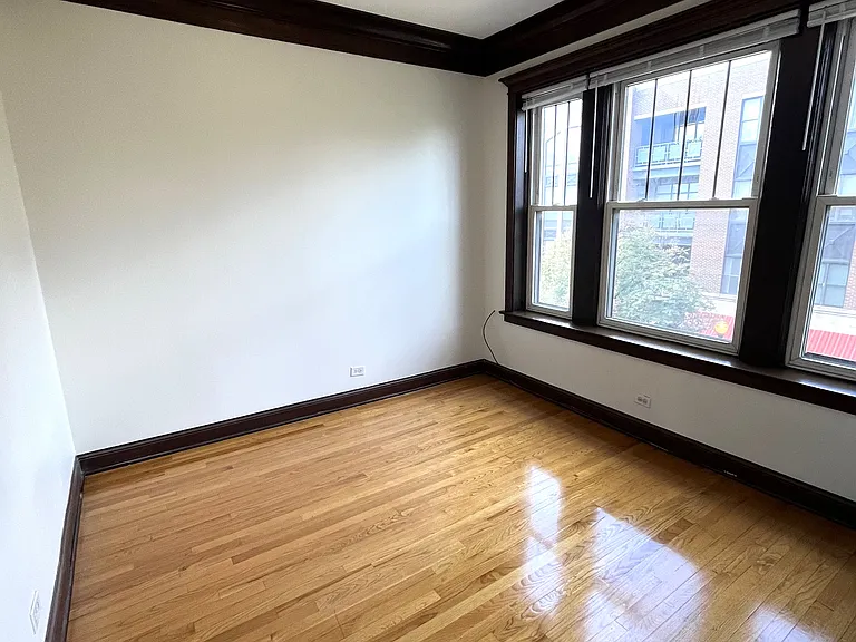 2325 W Giddings St #3D — Photo 3