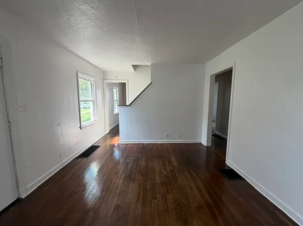 1306 N Kaley St, South Bend, IN 46628