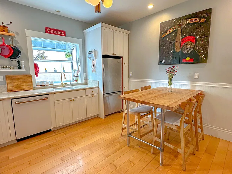 739 Shotwell St — Photo 11