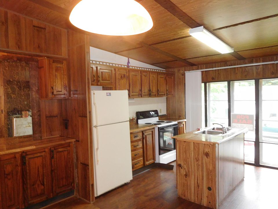 2nd image of 110 Patterson Rd