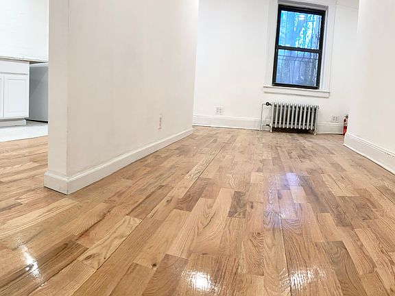 5th image of 184 Meserole St #1