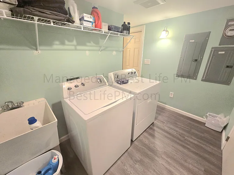 5317 NE Emerson St #B — Photo 24
