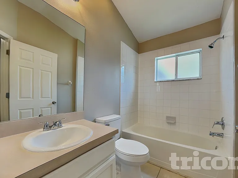 34953 Meadow Reach Dr — Photo 17