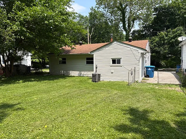 224 Becker Dr — Photo 9