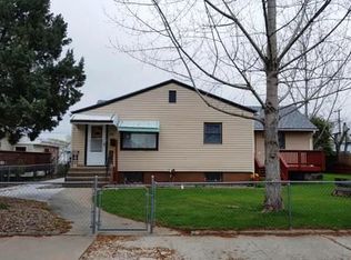 908 Woodbury St, Miles City, MT 59301