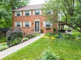 2345 Weston Dr, Pittsburgh, PA 15241