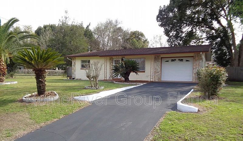 1st image of 5240 SE 115th St