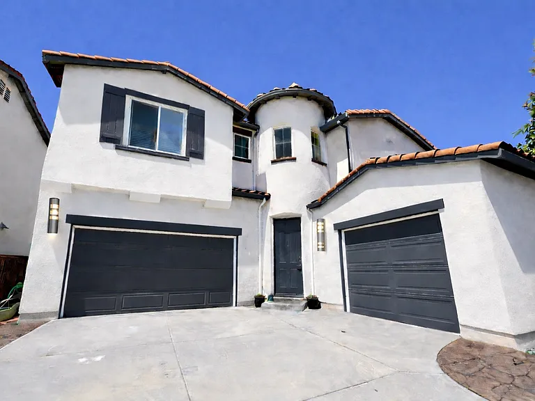 908 Terraza Mar — Photo 1